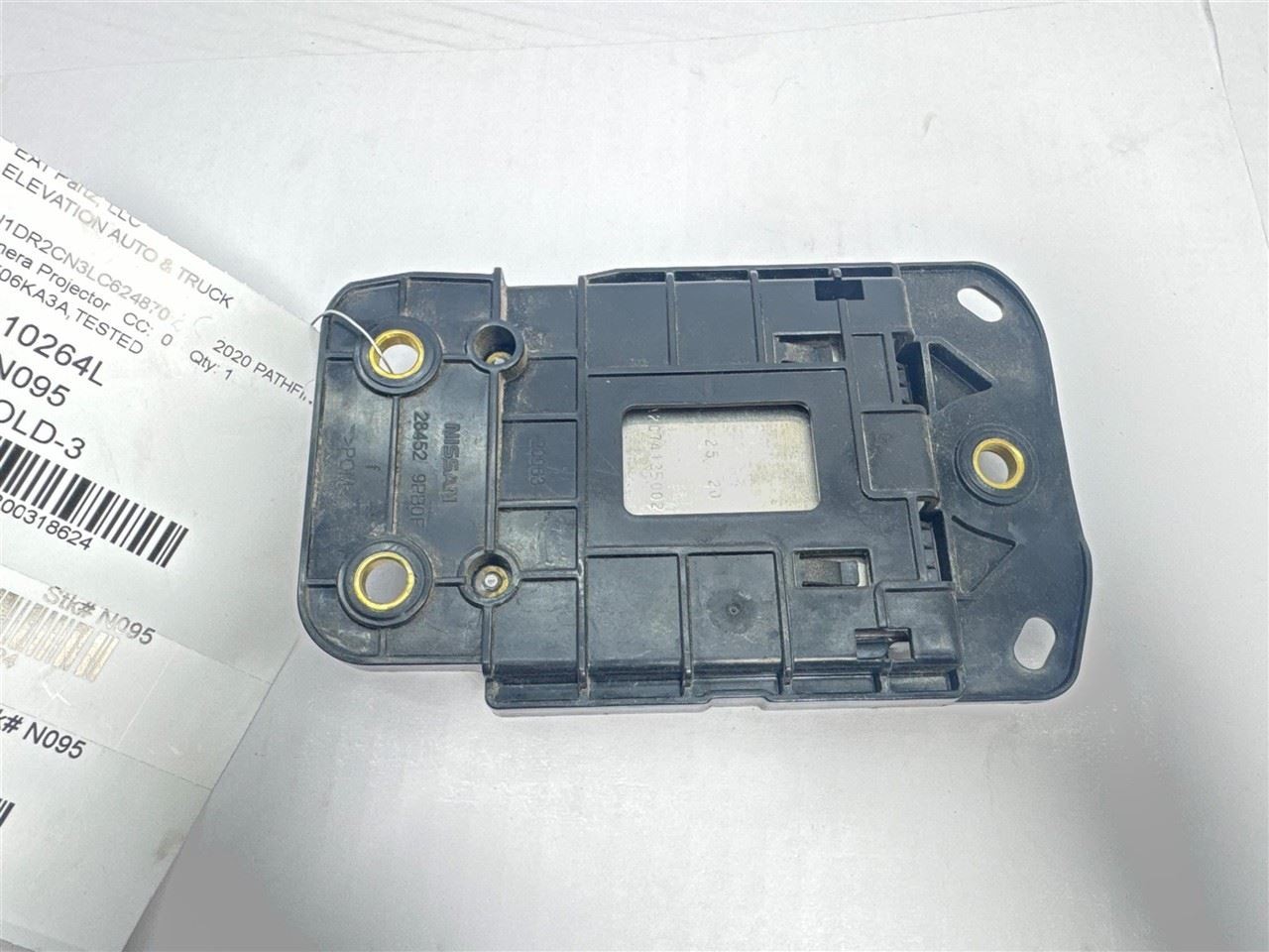 2017-2020 Nissan Pathfinder Driver Side Obstacle Radar Unit PN-284K06KA3A OEM