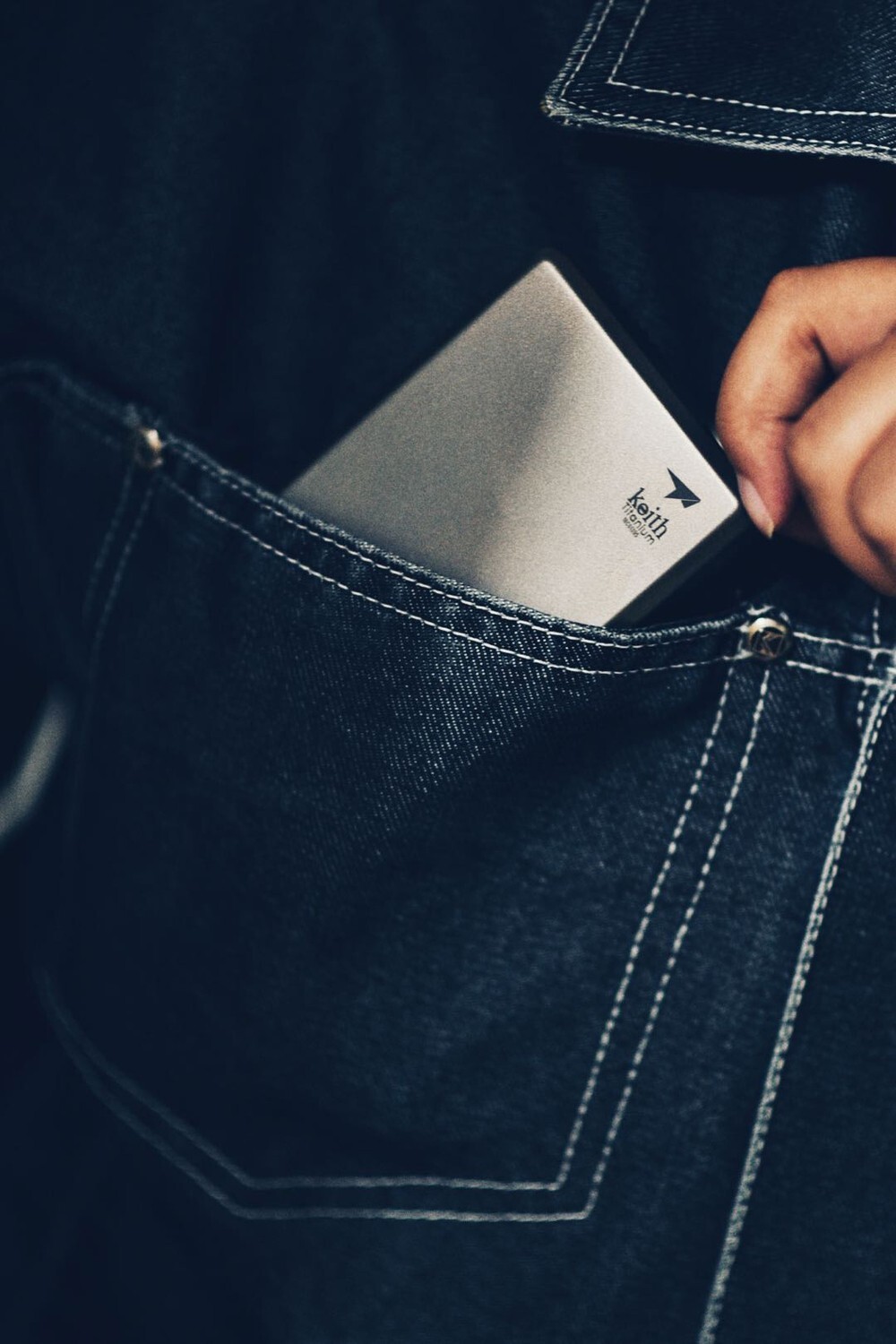 Keith Titanium Ti9306 Pocket Flask with Funnel - 4.0 fl oz (Shipped from USA)