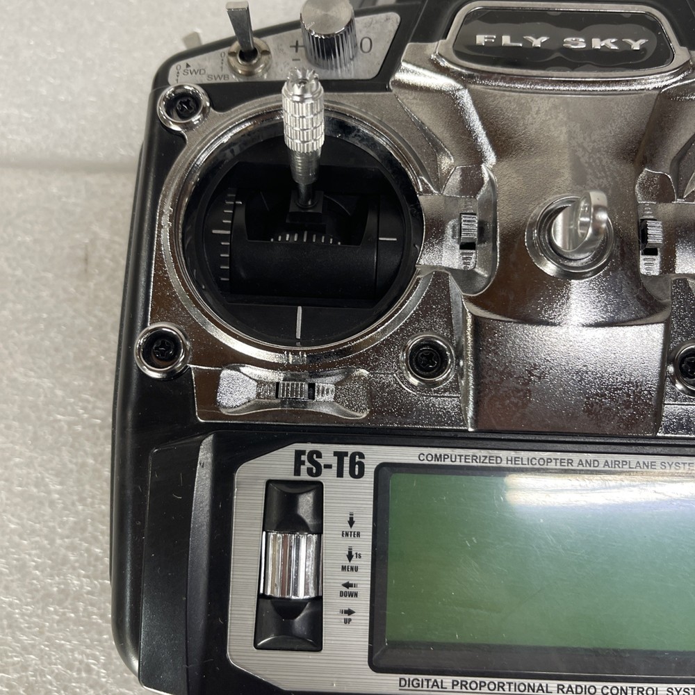 FlySky FS-T6 RC Transmitter – Powers On
