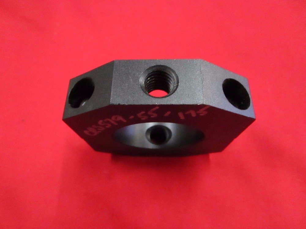 NEW CRS 579-55-175 WEIGHT MOUNTING BRACKET