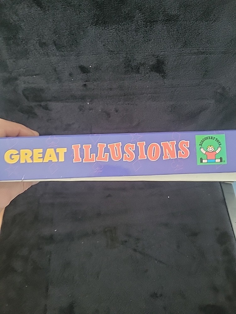 GREAT ILUSION Magic Kit Magician's Trick Set 100+ Tricks Tips & Illusions