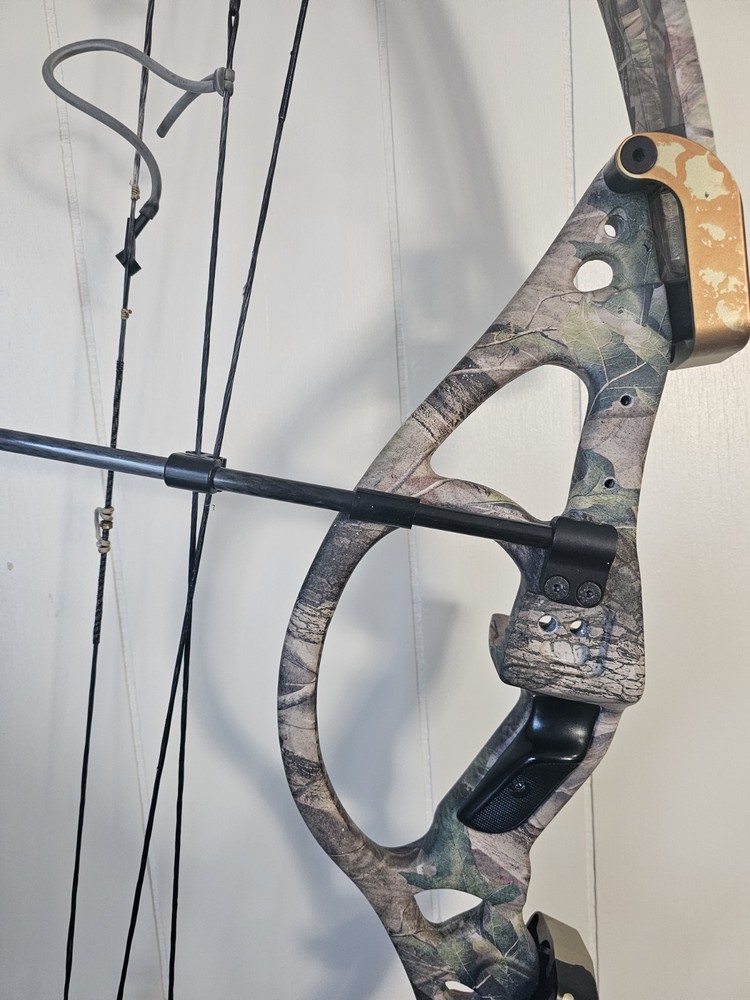 Reflex Excursion Compound Bow