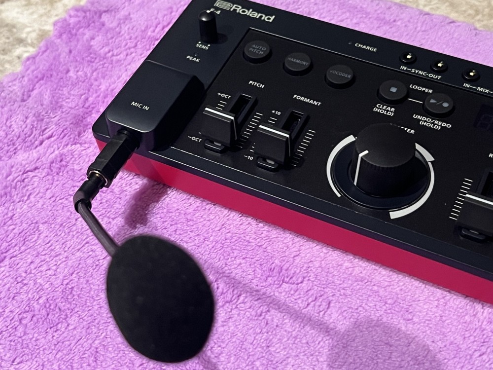 Roland AIRA Compact E-4 Voice Tweaker - MINT - FREE Shipping, Case, Knobs, & Mic