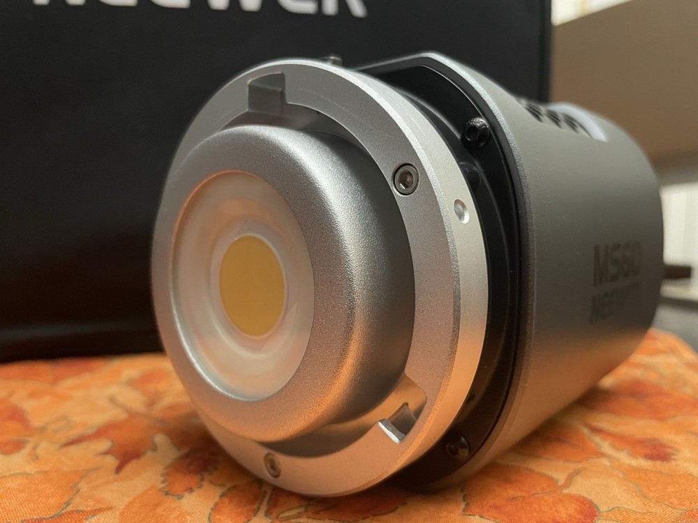 Neewer MS60 Mini LED Video Light Portable Wireless Trigger Hot/Cold Shoe
