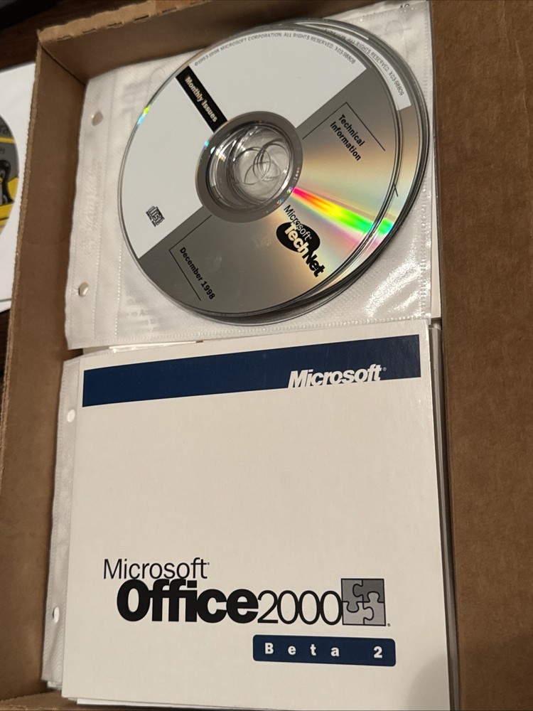 Microsoft Office 2000 Beta 2 Build 2221B from Oct 1998 MSDN Extras Technet Lot