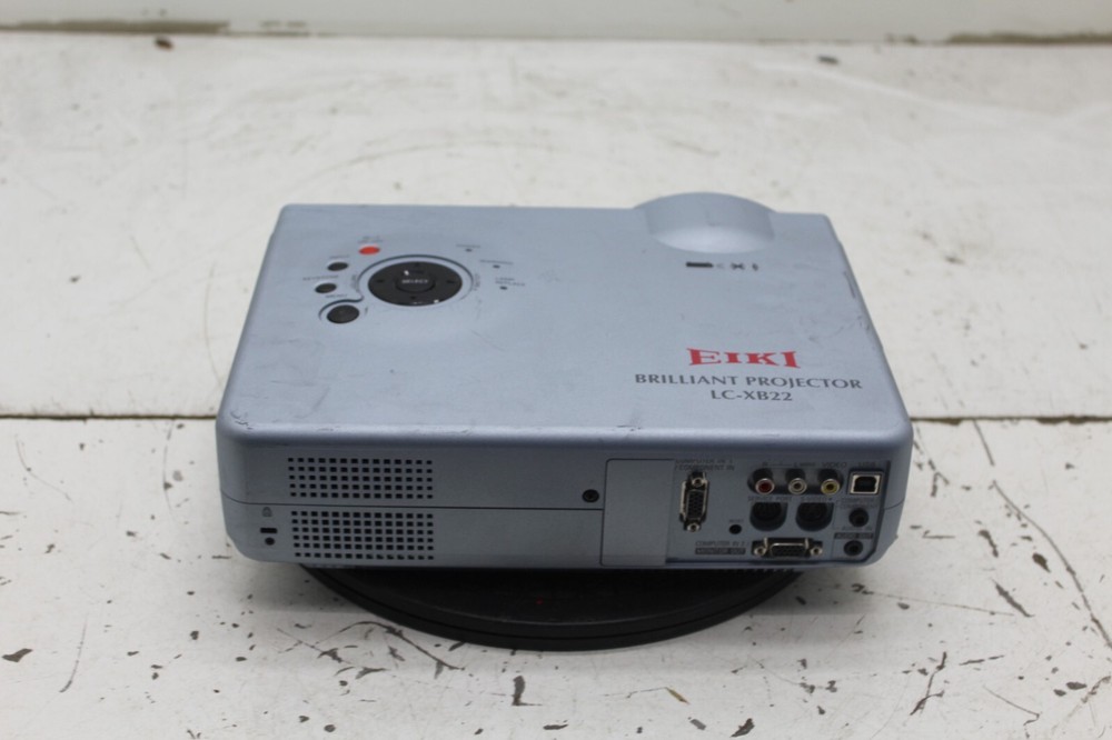 Eiki LC-XB22 Projector