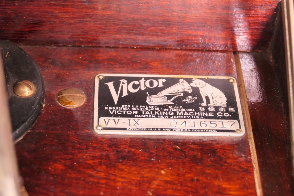 Victrola Victor Talking Machine VV-IX. Working.