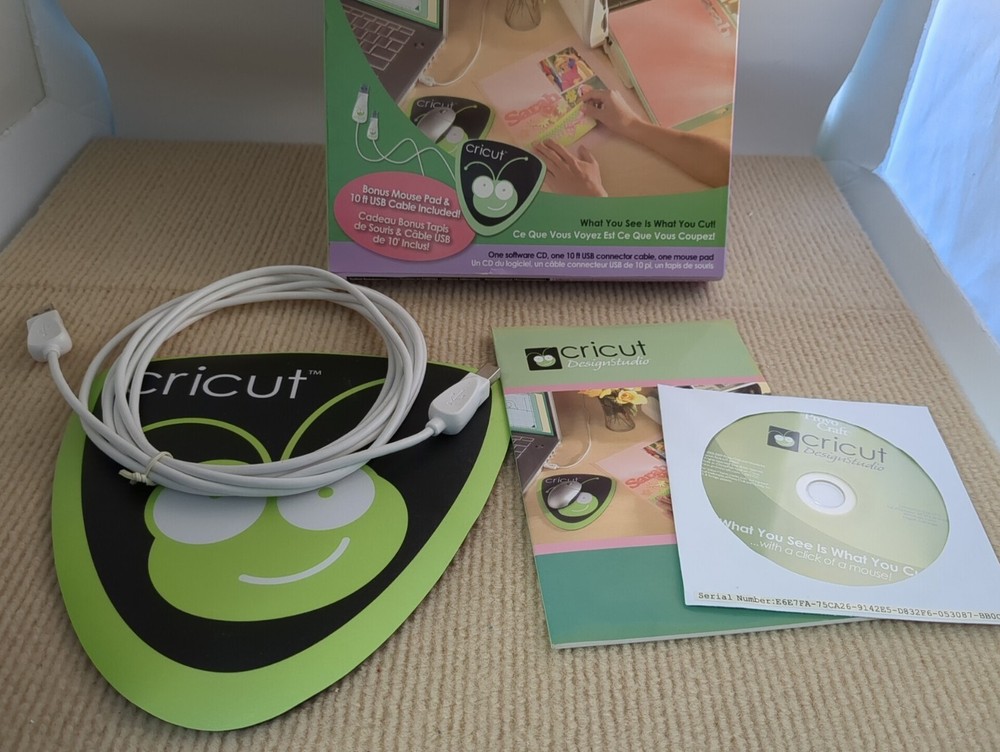 Provo Craft Cricut Design Studios Software USB Cable Mousepad CD Open Box