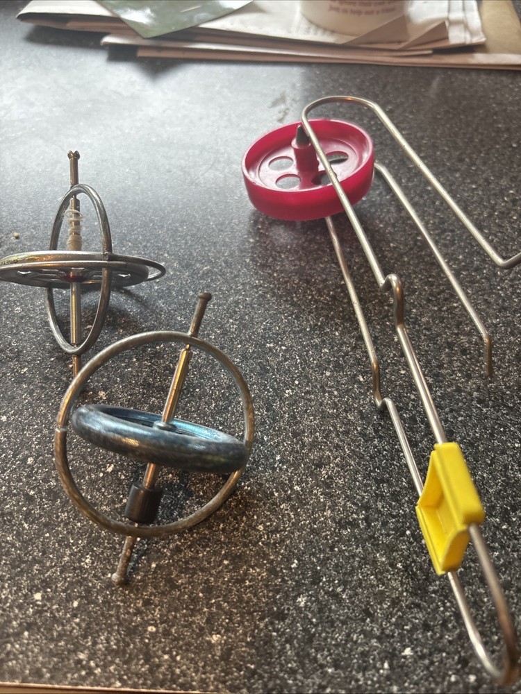 Whee-lo And 2 Gyro Scopes