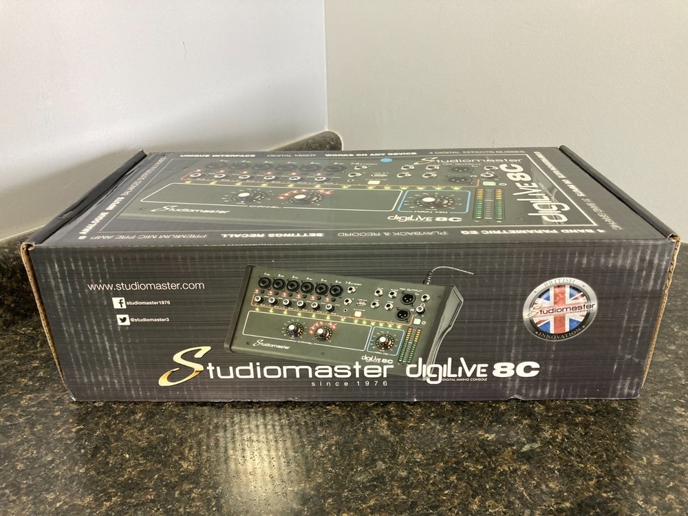 Studiomaster DigiLive 8C 8-Input Digital Mixer