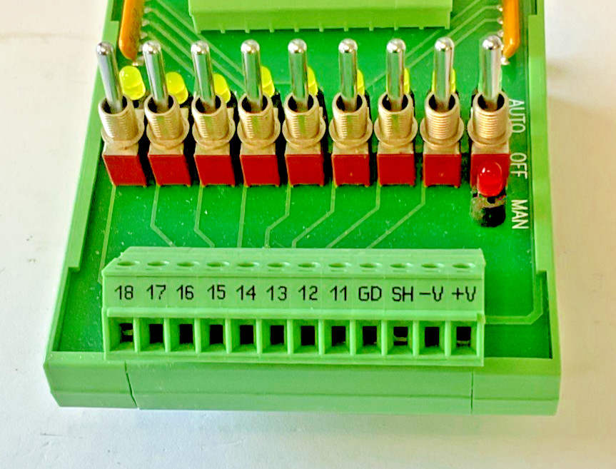 Phoenix Contact UMK-SE 11.25-1 Toggle Switch Module