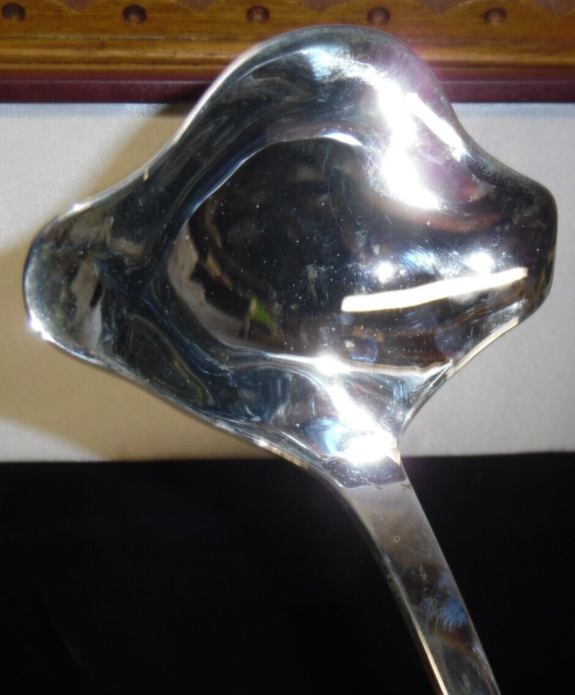 Tarnished Wallace Silversmiths Silverplate Punch Ladle - WAS178