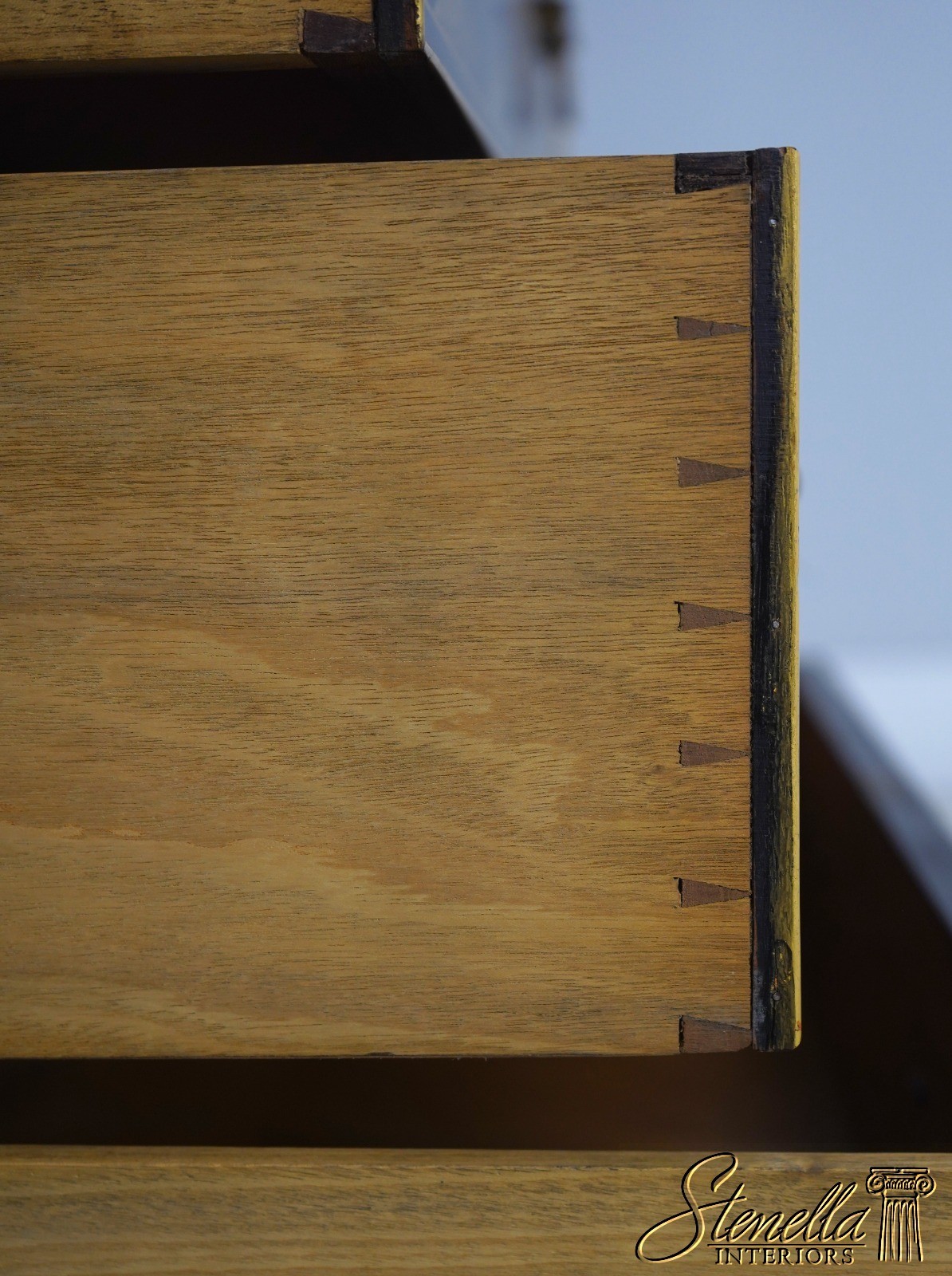 L71522: S. HILLIE English Made Chinoiserie Breakfront Bookcase