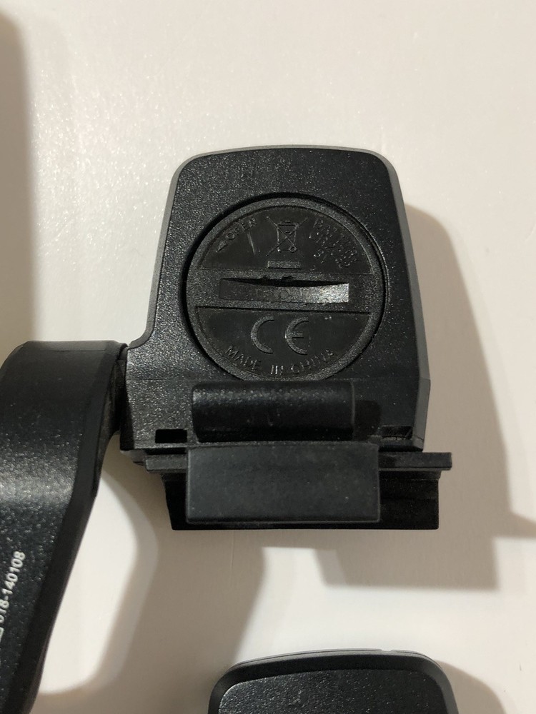 Wahoo Blue SC Speed/Cadence Sensor BT/ANT+ Compatible
