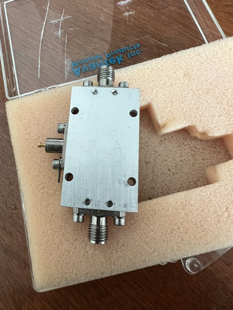 Avantek SCA81-2296 Amplifier