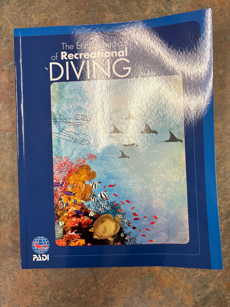 PADI Divemaster Crewpack