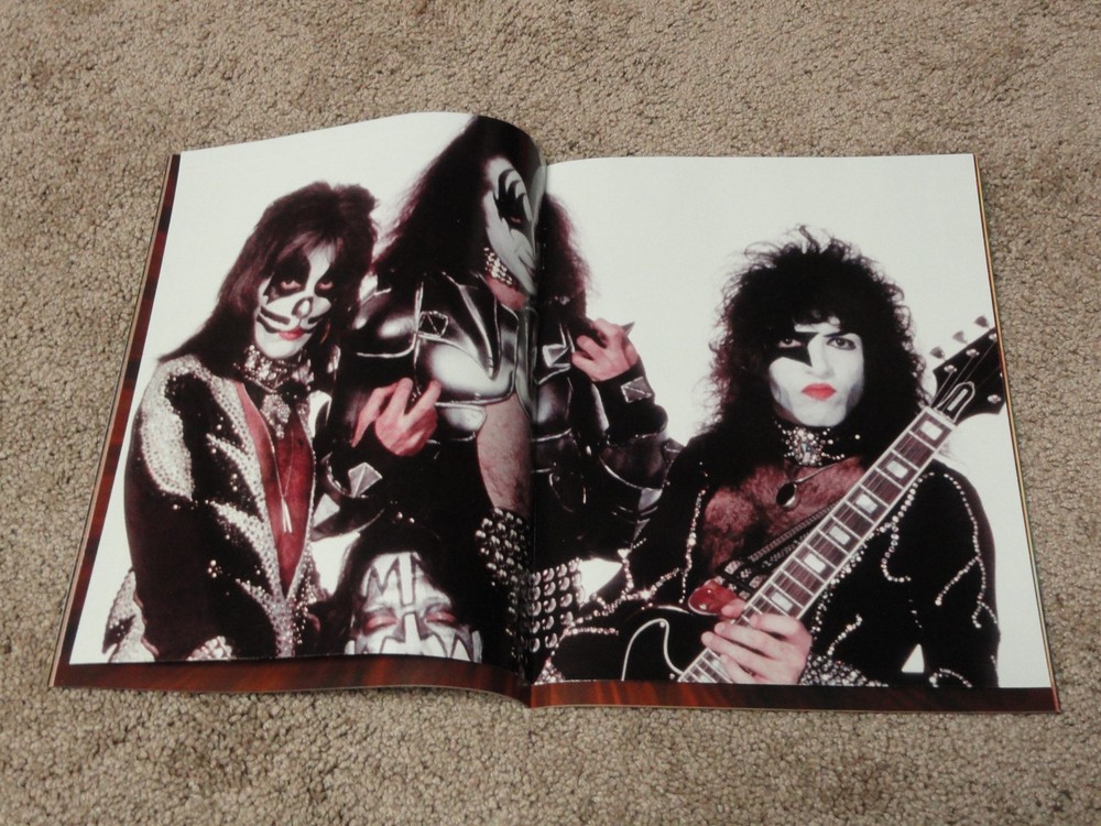 KISS Official Authorized Quarterly Magazine Issues 1 thru 5 with Posters HTF