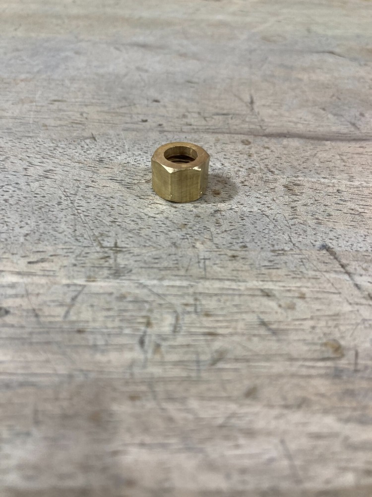 Coleman 321B Canadian - Generator Nut