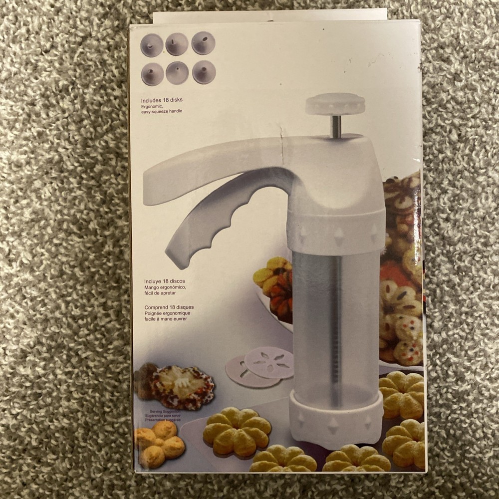 Cookie Press Ergonomic With Easy Squeeze Handle & 18 Discs - Complete!