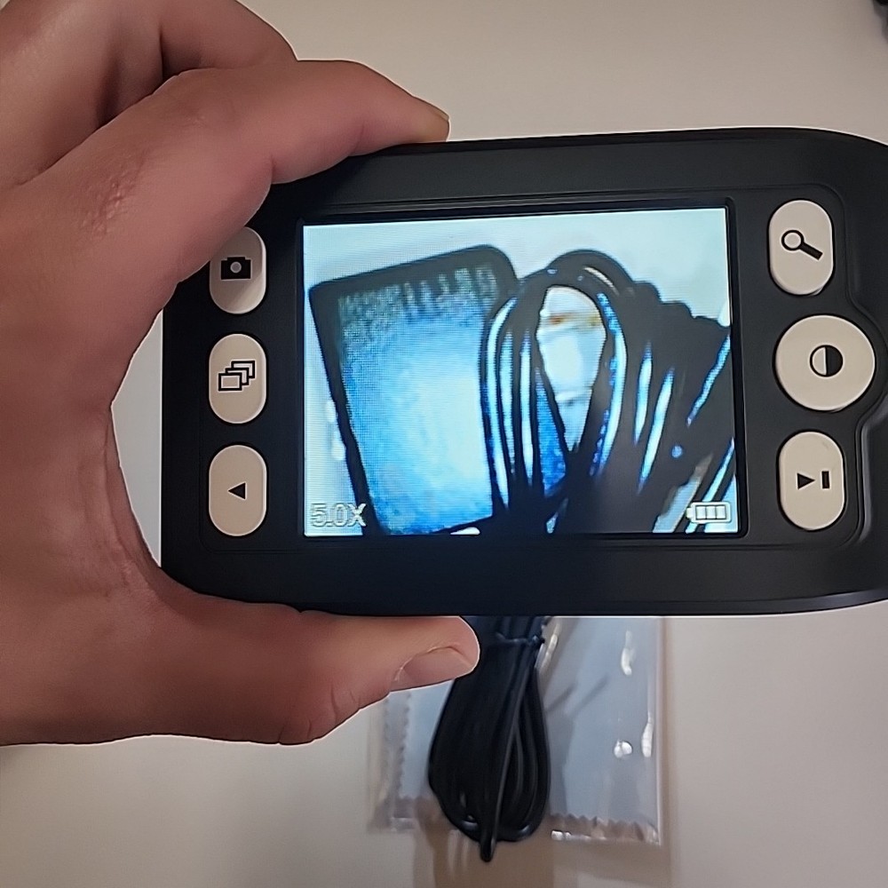 Handheld Digital Low Vision Magnifier Hammacher Schlemmer Electronic Tested Work