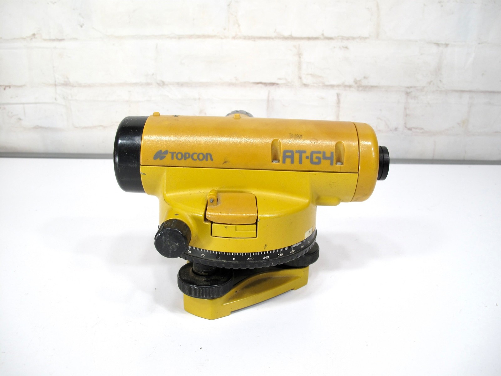 Topcon AT-G4 Automatic Survey Level w/ Case 26x Magnification