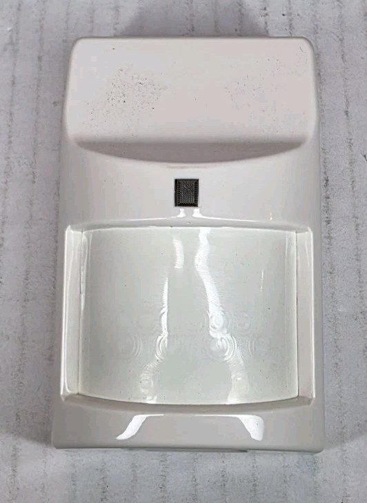Ademco Motion Detector 998 PIR With Lockdown Zone New