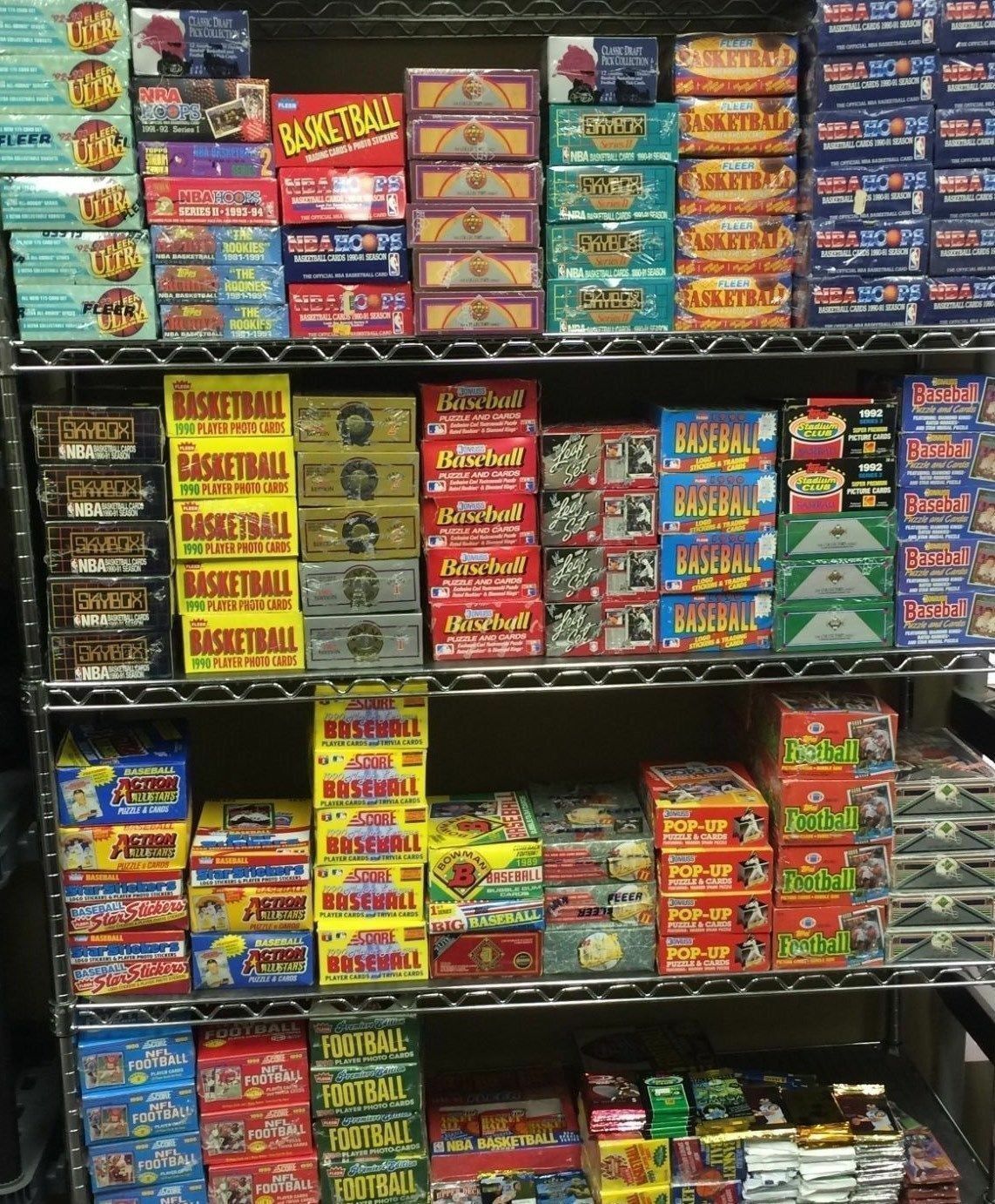 ESTATE SALE - Lot of Old Vintage BASKETBALL Cards in Unopened Packs