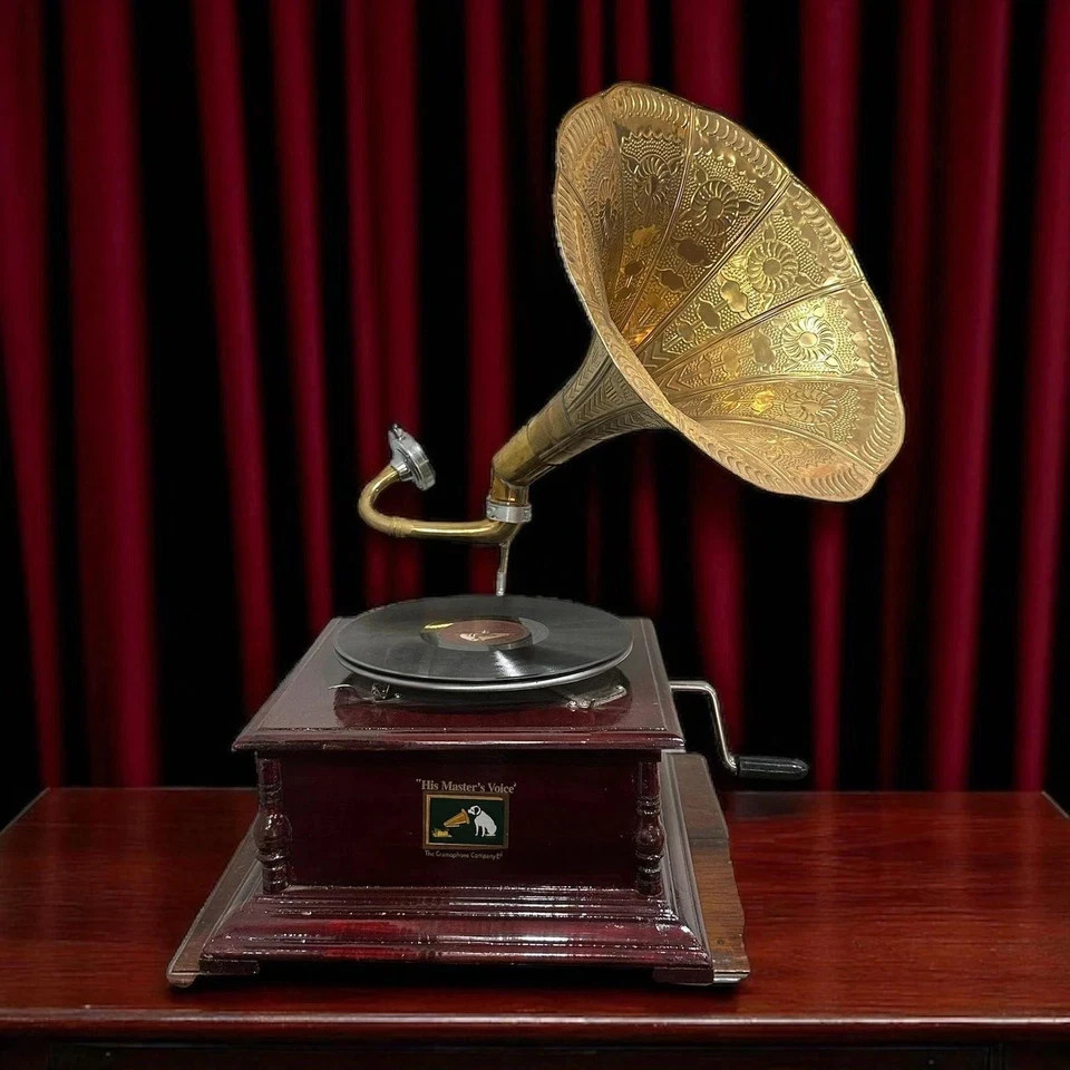 Antique Gramophone, Fully Functional Working Phonograph, win-up record player