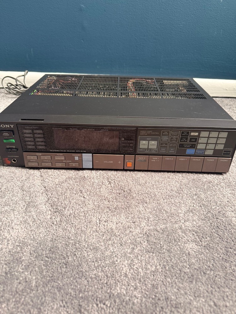 SONY STR-AV760 - - Stereo Receiver -CD/Tape/Phono - NO REMOTE