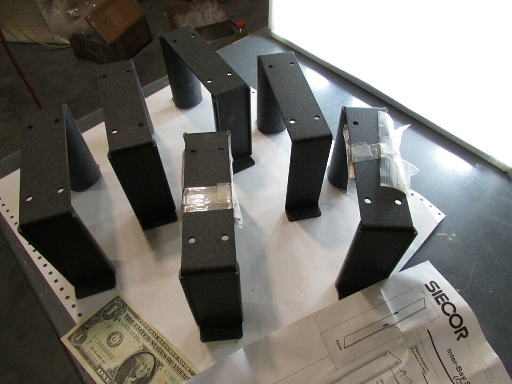 Lot of 6 Siecor Server Cover Panel Brackets, Rack Cabling Chassis Hardware