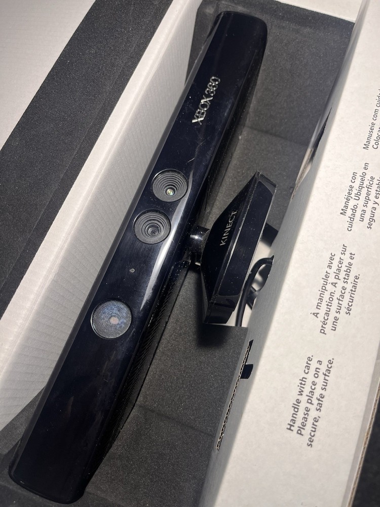 Microsoft LPF-00068 Motion Sensing Gaming Sensor KINECT Xbox 360 Model #1414