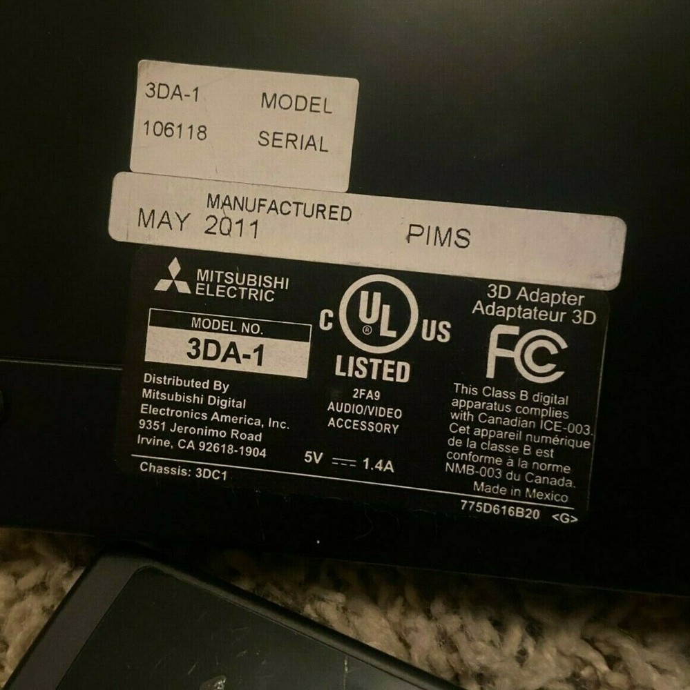 Mitsubishi Electric 3D Adapter Console Box 3DA-1 with Remote (UNTESTED) (READ)