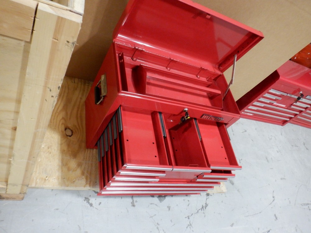 WESTWARD 10 DRAWER TOOLBOX WITH LOCK