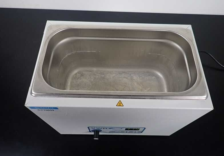 VWR 89032-214 Digital Water Bath
