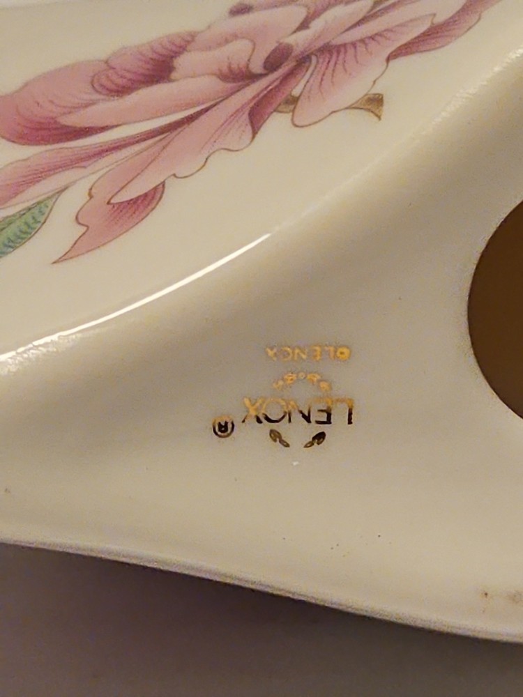 Retired Lenox Barrington Desk/Vanity Clock Floral Pattern