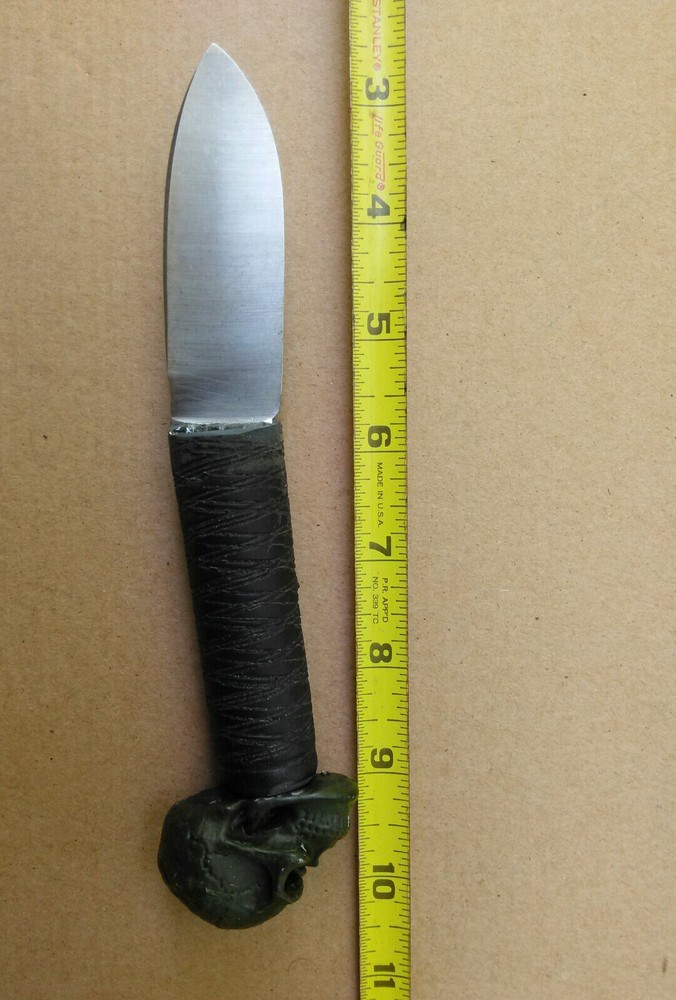 Skull 💀 Head Boot Knife/Dagger - 7 1/2" overall - 3" Blade