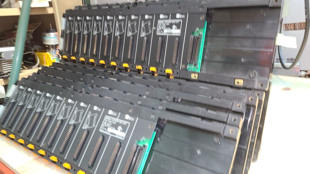 Omron 9 Slot CPU Base Unit C200H-BC101 NEW