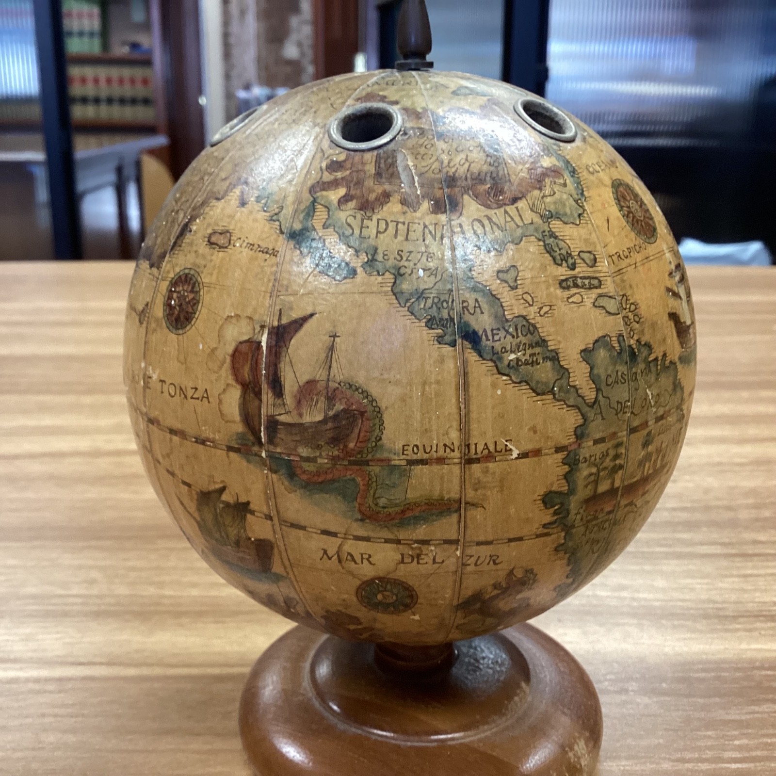 Vintage Wooden Earth Globe Pencil Pen Holder 4.5" Tall Desk Accessory