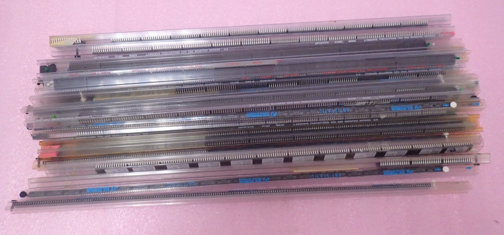 4.4 LBS ASSORTED INTEGRATED CIRCUITS / IC'S VARIOUS MANUFACTURERS