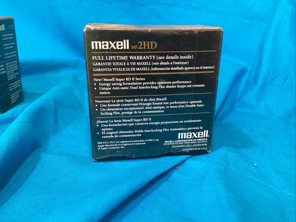 2 MAXELL MF2HD Micro Floppy Disk High Density Double Sided 3 1/2 New