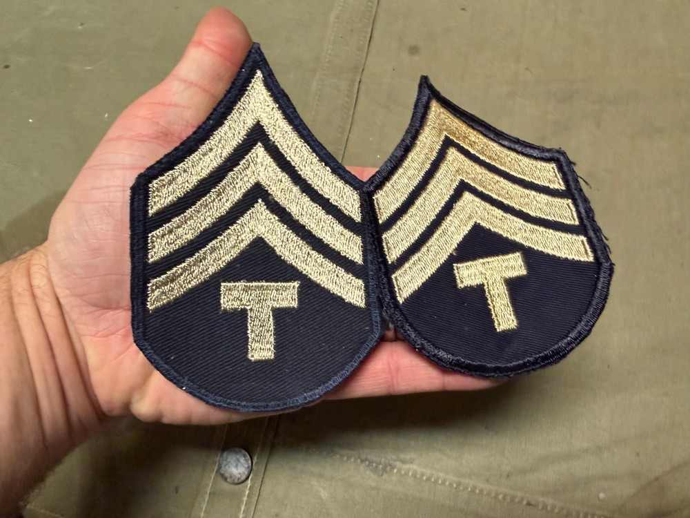 ORIGINAL WWII US ARMY NCO TECH SERGEANT JACKET INSIGNIA CHEVRONS