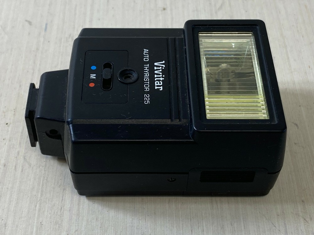 T7:Vivitar 225 Auto Electronic Camera Flash