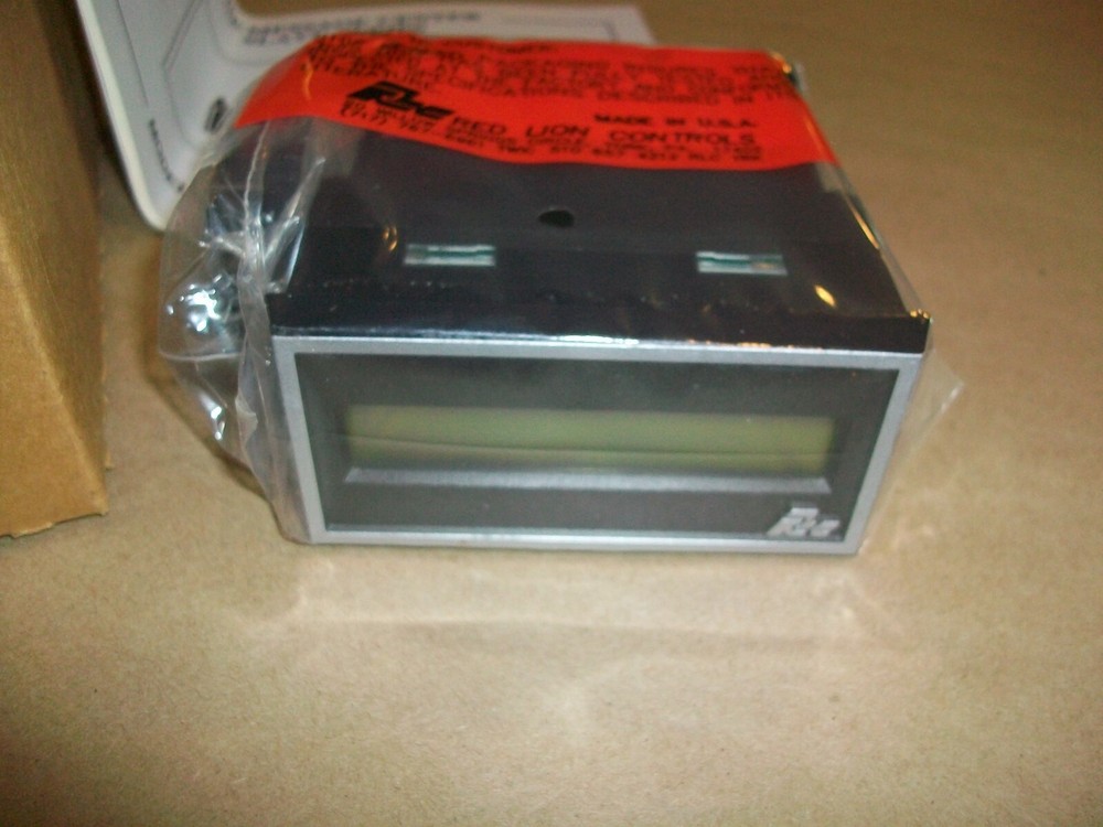 RED LION Panel Meter MCS4Y00D NEW IN BOX