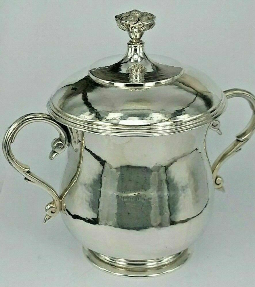 Omar Ramsden & Carr Solid silver porringer with lid by Cecil Walker 1917
