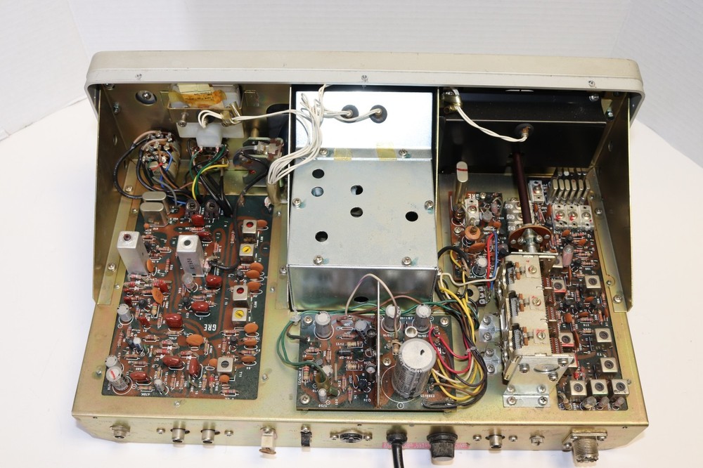 w/VIDEO - REALISTIC - MODEL SX-190 - BASE STATION SHORTWAVE RECEIVER - WORKING