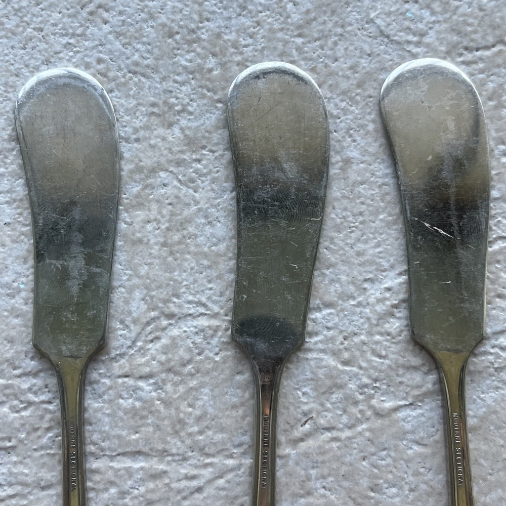 National Silver Co. Moderne Pattern Silverplate Flat Handle Butter Spreader 3 PC