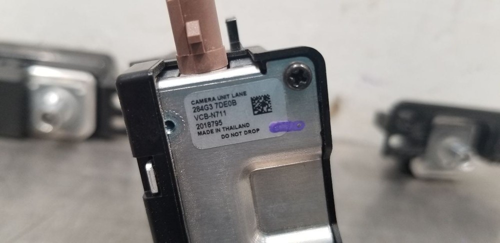 25 INFINITI QX80 WINDSHIELD MOUNTED CAMERA SET