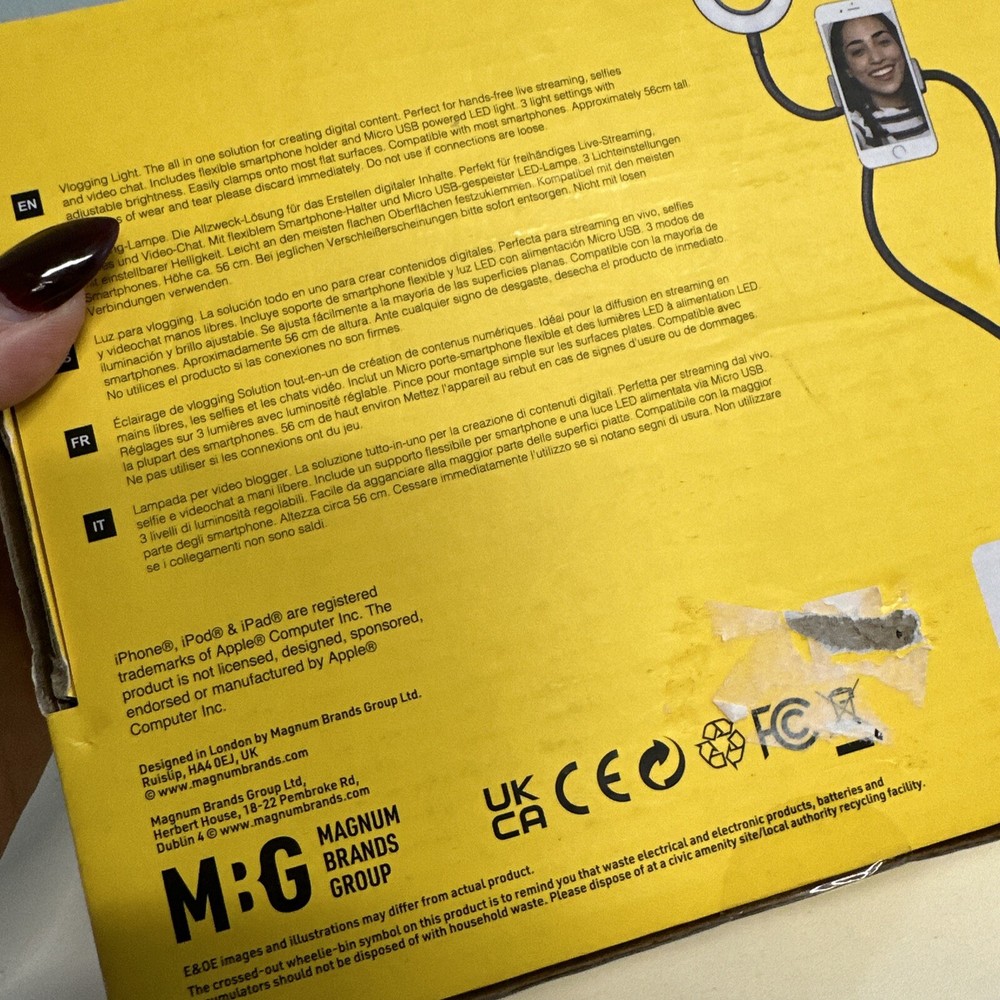 Swipe Vlogging Light USB Powered LED Adjustable brightness Hands Free Box Sealed