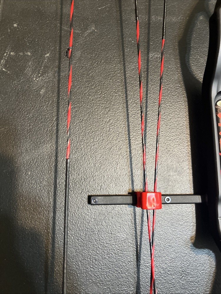 New Black PSE DS DNA CC 60# Left Hand Bow