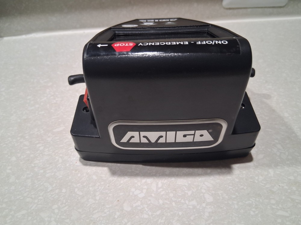 Amigo throttle with display